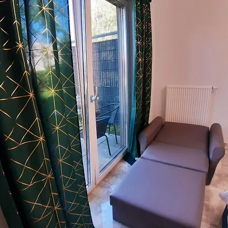 Na Grobli 20 Z Ogrodkiem Apartman