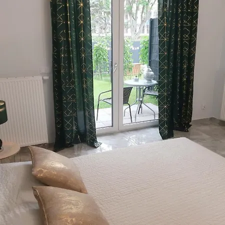 Apartman Na Grobli 20 Z Ogrodkiem Wrocław