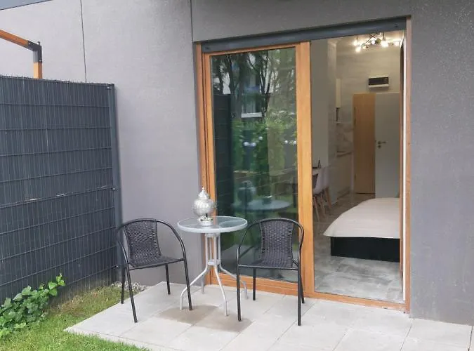 Na Grobli 20 Z Ogrodkiem *