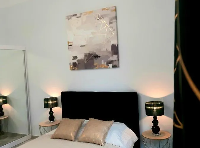 Na Grobli 20 Z Ogrodkiem Breslavia